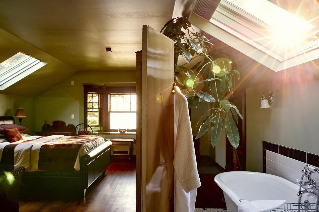 Brimar Bed And Breakfast Tofino Exterior photo