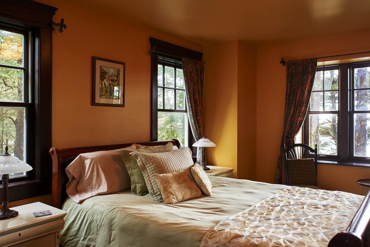 Brimar Bed And Breakfast Tofino Exterior photo